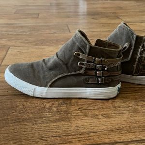 Blowfish High Sneaker size 10